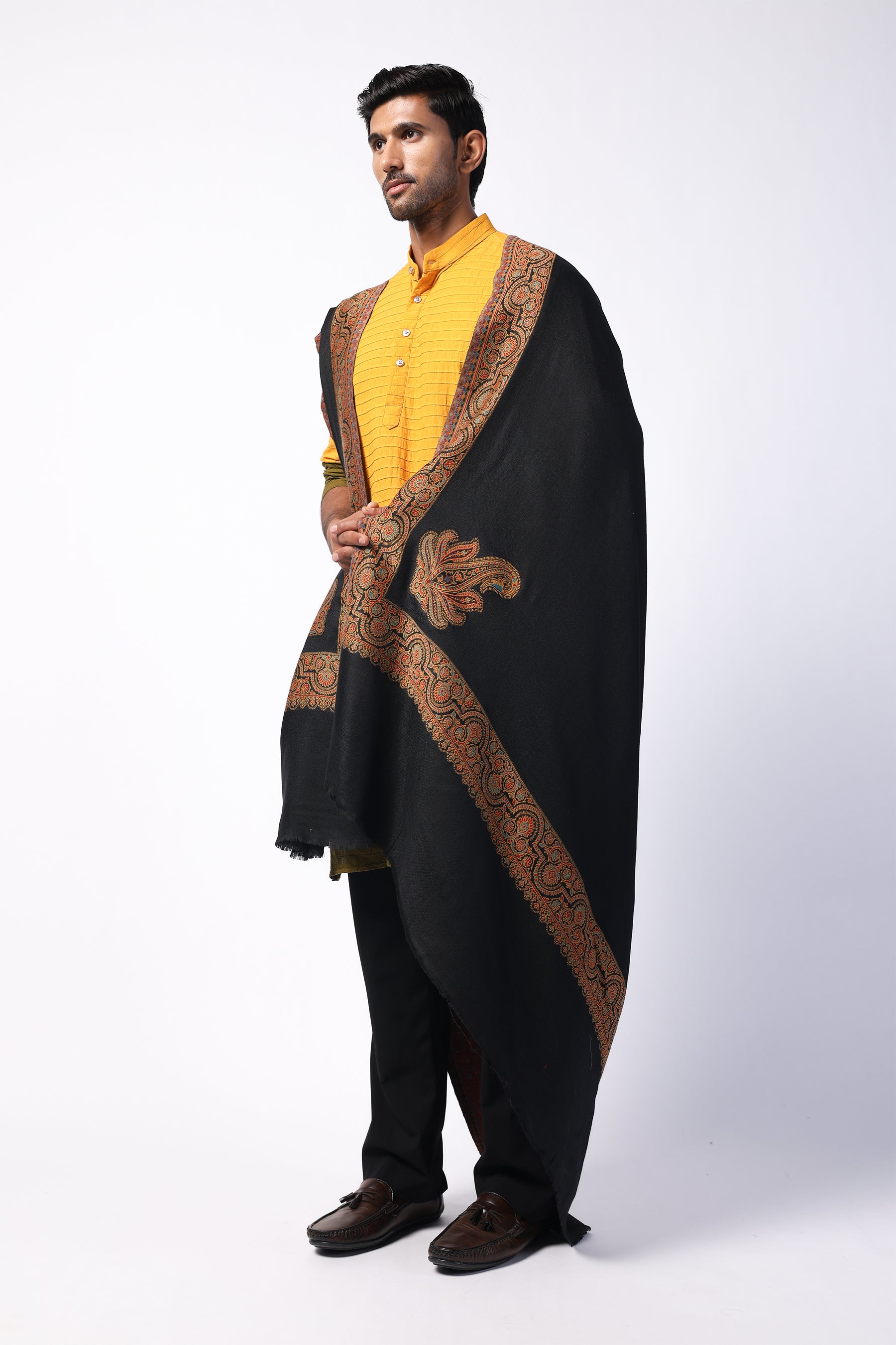 Kashmiri paseley Black border premium fine wool men shawl